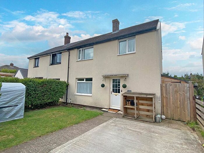 3 Bedroom Property For Sale In Kirkham Grove, Harrogate, HG1