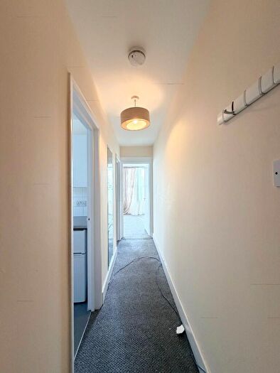 1 Bedroom Flat To Rent In Hale End Road, London, E4