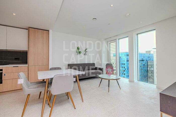 1 Bedroom Apartment To Rent In Bouchon Point, Cendal Crescent London, E1