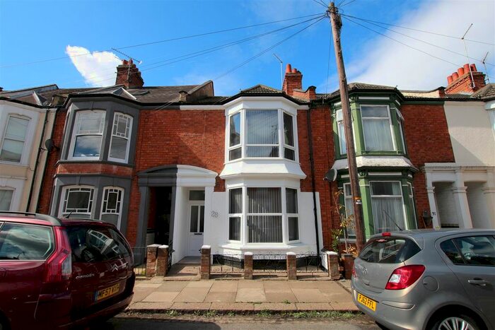 5 Bedroom Terraced House To Rent In Lutterworth Road, Abington, Northampton, NN1