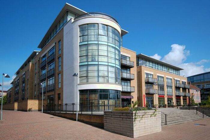 2 Bedroom Flat To Rent In Ferry Lane, Brentford, TW8