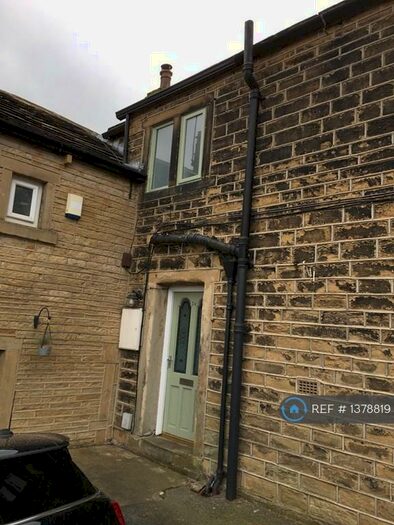 2 Bedroom Terraced House To Rent In Huddersfield, Huddersfield, HD9