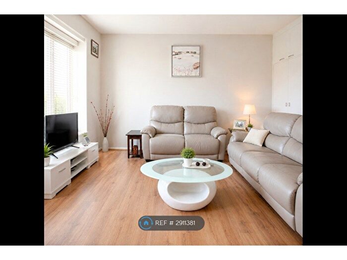 1 Bedroom Flat To Rent In Oxford Road, Canterbury, CT1