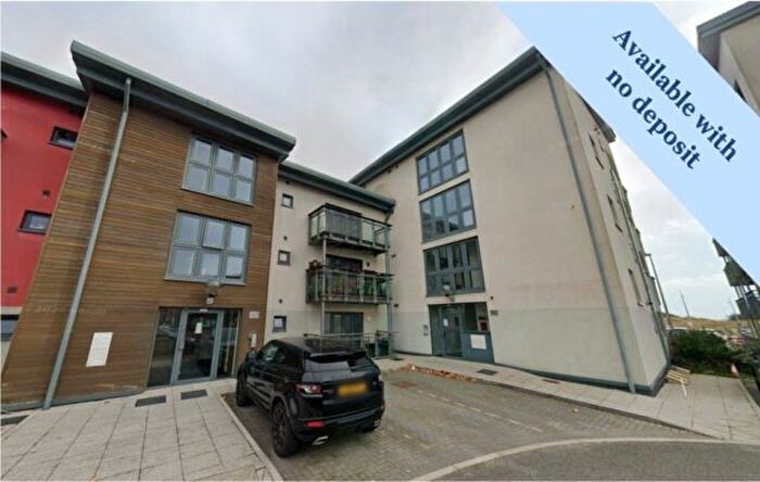 2 Bedroom Flat To Rent In St Margarets Court, Swansea, Marina, SA1
