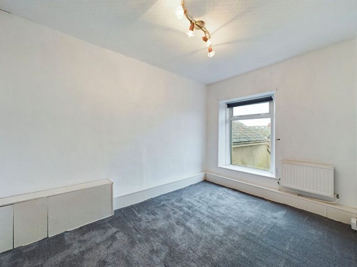 3 Bedroom Terraced House For Sale In Dewsland Street, Milford Haven, SA73