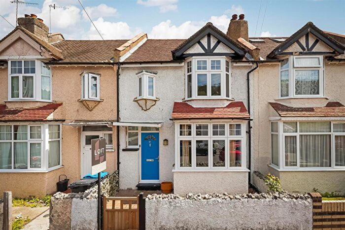 3 Bedroom House To Rent In Purley Vale, Purley, CR8