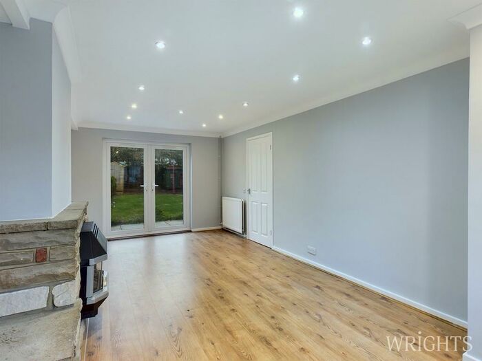 3 Bedroom Terraced House To Rent In Thistle Grove, Welwyn Garden City., AL7