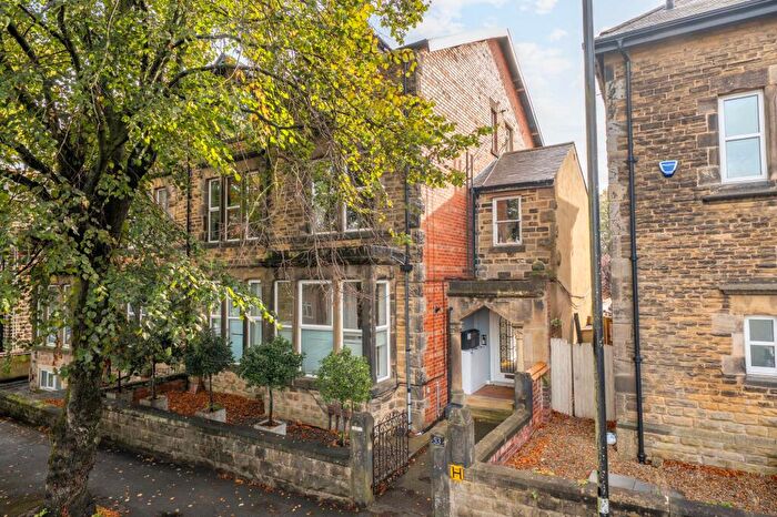 3 Bedroom Apartment For Sale In St. Georges Road, Harrogate, HG2