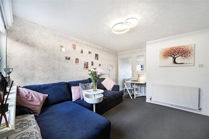 1 Bedroom Flat For Sale In Kirkton Road, Cambuslang, Glasgow, South Lanarkshire, G72