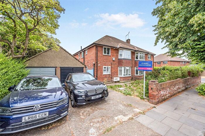 2 Bedroom Flat To Rent In Thornbury Road, Isleworth, TW7