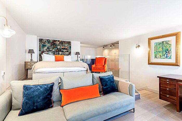 1 Bedroom Flat To Rent In Flat Court House, Seymour Place, London, W1H
