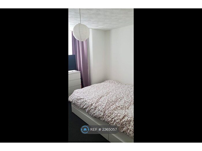 1 Bedroom Flat To Rent In Goodmayes, Ilford, IG3