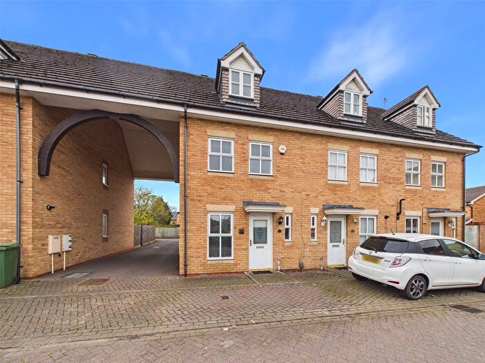 3 Bedroom End Terrace House For Sale In Wharfdale Square, Cheltenham, Gloucestershire, GL51