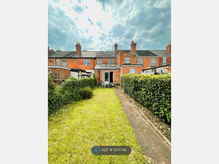 3 Bedroom Terraced House To Rent In Student House Share Bozward Street, Worcester, WR2