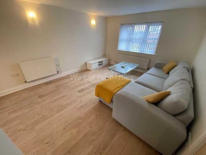 2 Bedroom Apartment To Rent In Greenwood Road, Wythenshawe, M22