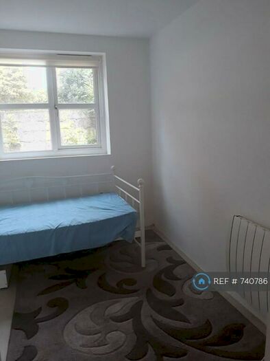1 Bedroom Flat To Rent In Woodchurch Lane, Birkenhead, CH42