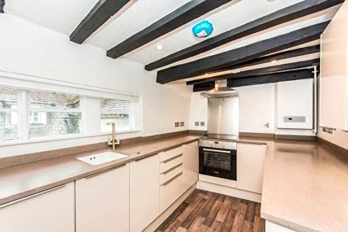 2 Bedroom Flat To Rent In Park Street, Friary And St Nicolas, GU1