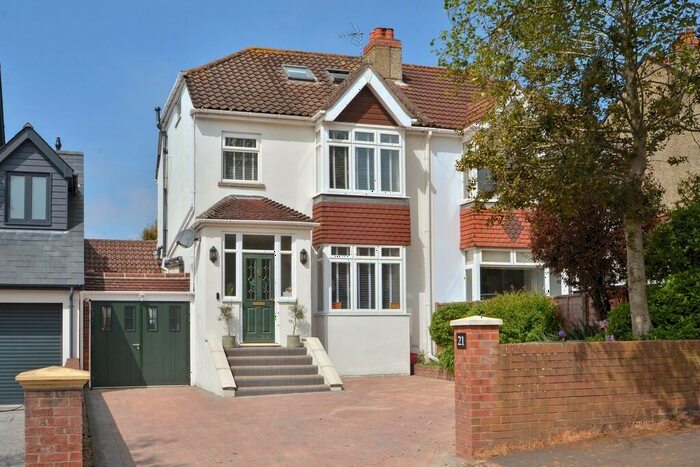 3 Bedroom Semi-Detached House To Rent In Drayton, Hampshire, PO6