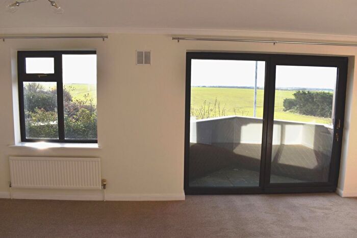 2 Bedroom Flat To Rent In Miles Way, Minnis Road, CT7