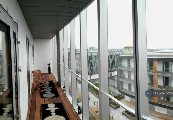 2 Bedroom Flat To Rent In Love Lane, London, SE18