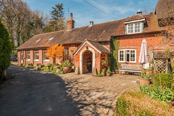 5 Bedroom House For Sale In Fittleton, Salisbury, Wiltshire, SP4