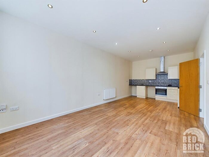 2 Bedroom Flat To Rent In Druid Street, Hinckley, LE10