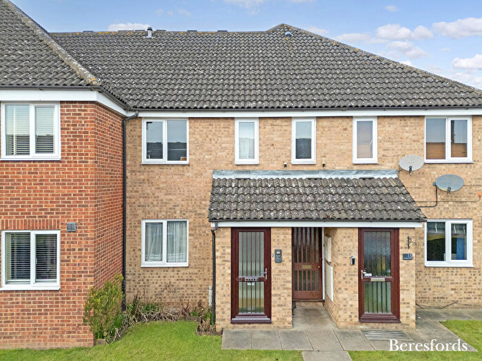 1 Bedroom Apartment For Sale In Pemberton Court, Pemberton Avenue, CM4
