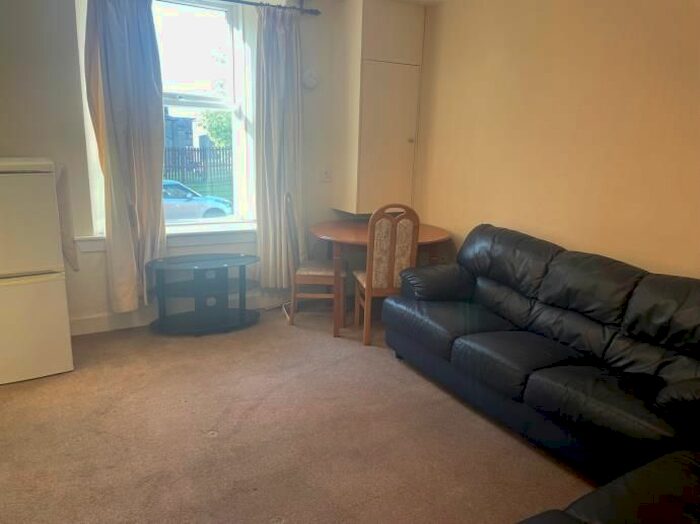 2 Bedroom Flat To Rent In Peddie Street, Dundee, DD1