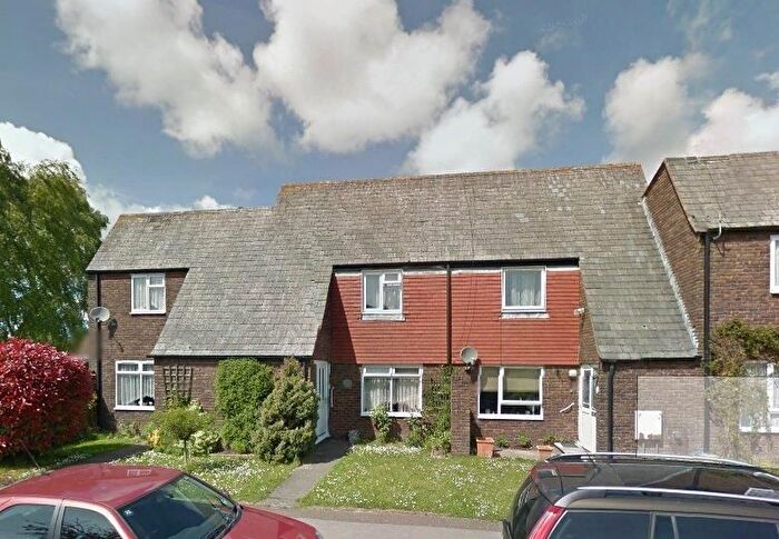 4 Bedroom Terraced House To Rent In Winterbourne Road, Chichester, PO19