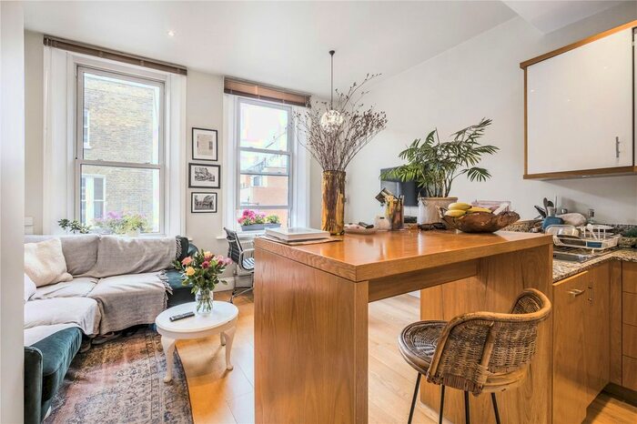 2 Bedroom Flat To Rent In Union Street, London, SE1