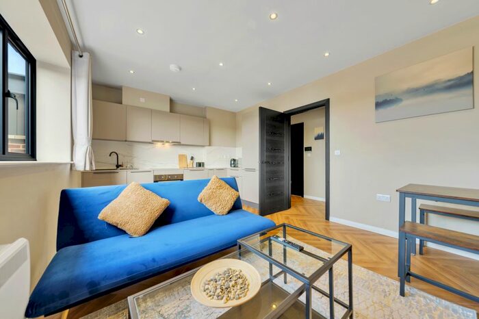 1 Bedroom Flat To Rent In Canberra Road, London, W13
