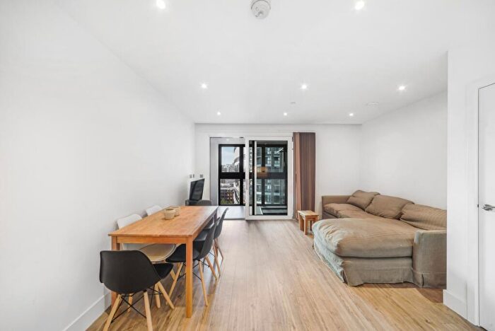 1 Bedroom Apartment To Rent In Wiverton Tower, New Drum Street, E1