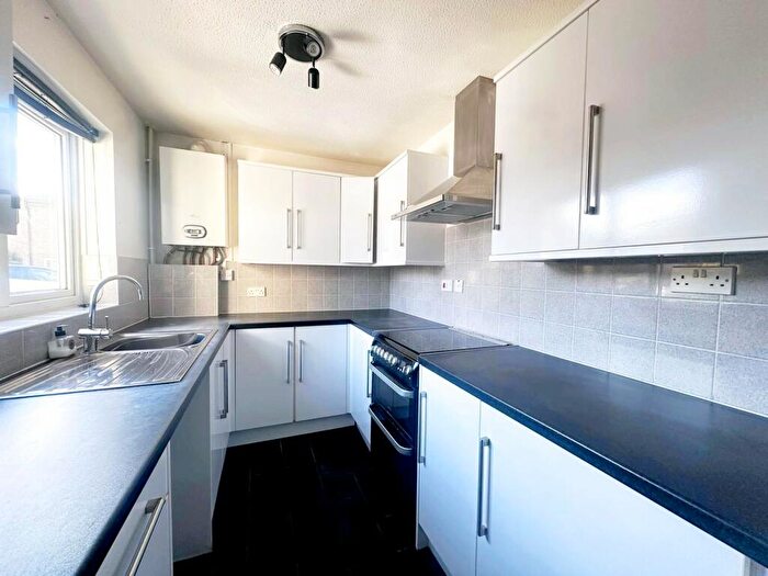 3 Bedroom House To Rent In Lavender Close, Yaxley, Peterborough, PE7