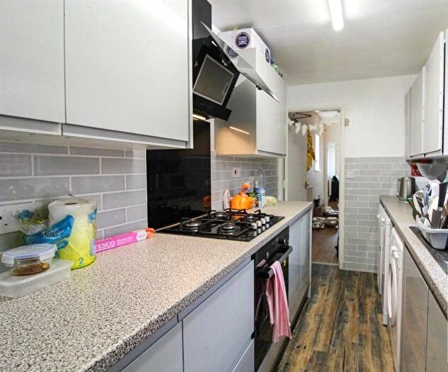 4 Bedroom Flat To Rent In Chalton Street, Camden, London, NW1