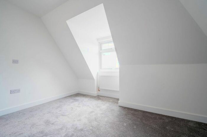 2 Bedroom Flat To Rent In Westfield, Westfield, Woking, GU22