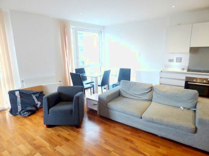2 Bedroom Flat To Rent In Bellville House, John Donne Way, Greenwich, SE10