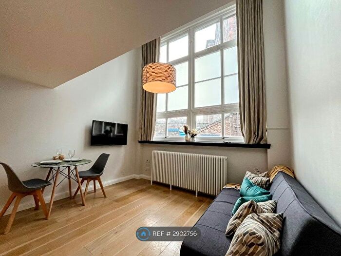 1 Bedroom Flat To Rent In Mcdonald Road, Edinburgh, EH7