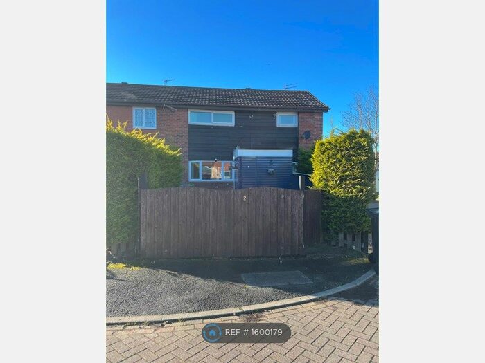 3 Bedroom Semi-Detached House To Rent In Hampstead Court, Winsford, CW7