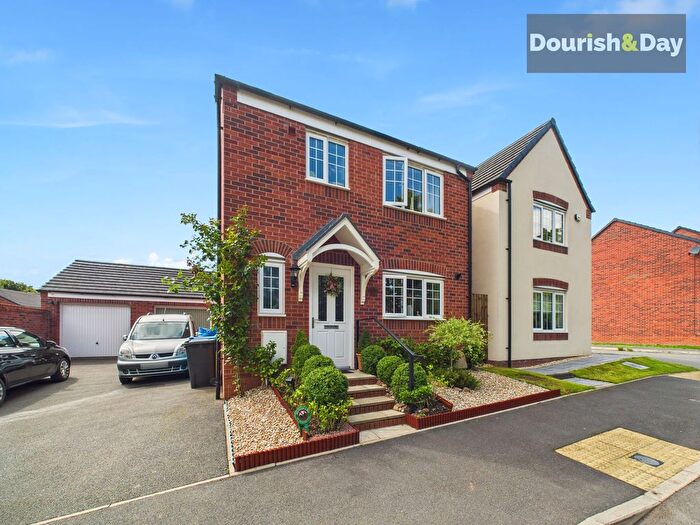3 Bedroom Detached House For Sale In Hathaway Close, Penkridge, ST19