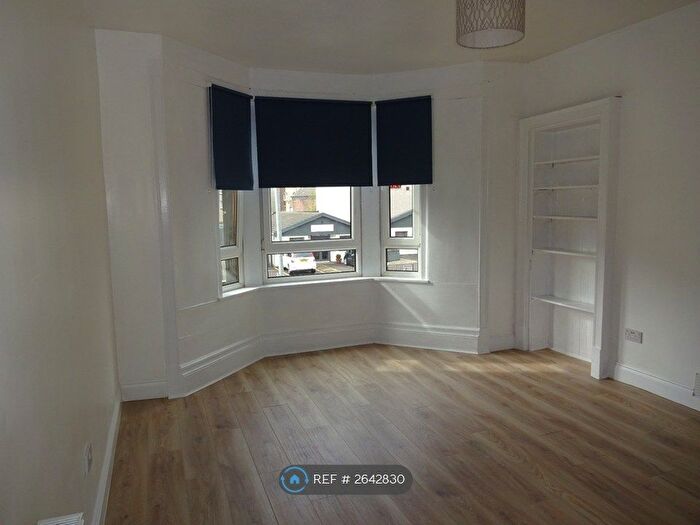 1 Bedroom Flat To Rent In Maxwellton Street, Paisley, PA1