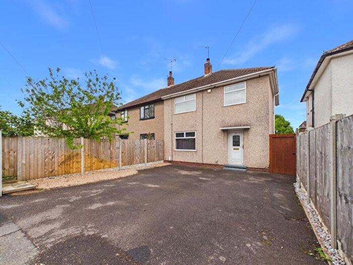 3 Bedroom Semi Detached House For Sale In Braintree Close, Derby, DE21
