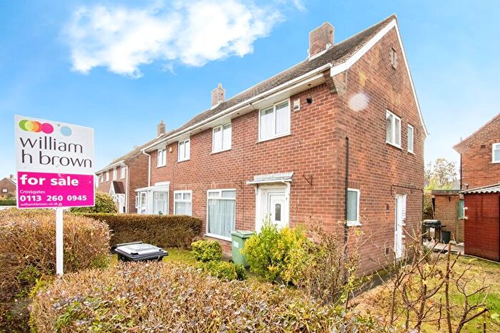 2 Bedroom Semi-Detached House For Sale In Stanks Lane South, Leeds, LS14