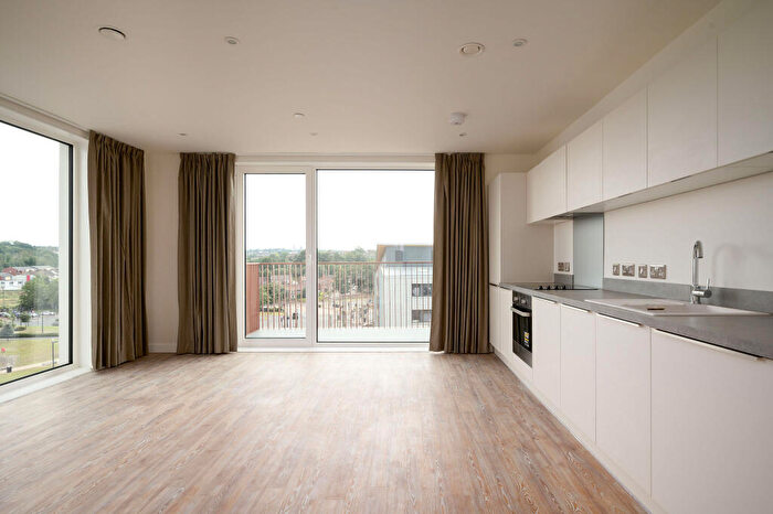 3 Bedroom Flat To Rent In The Kell, Gillingham Gate Road, Gillingham, ME4