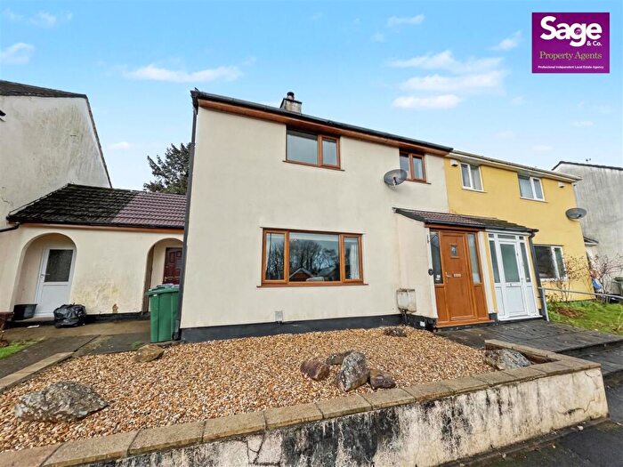 3 Bedroom Semi Detached House For Sale In Tynewydd Avenue, Pontnewydd, Cwmbran, NP44