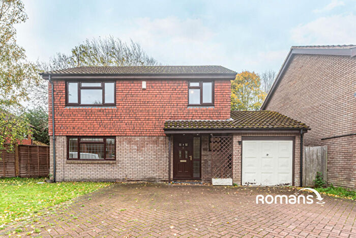 4 Bedroom Detached House To Rent In Stockbury Close, Earley, Reading, RG6