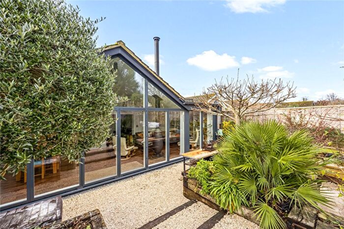 2 Bedroom Bungalow For Sale In Steep Close, Findon, Worthing, West Sussex, BN14