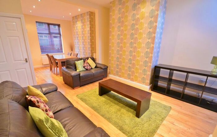 2 Bedroom Terraced House To Rent In Ukraine Road, Salford M7