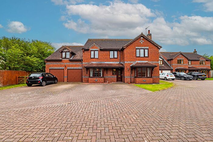 5 Bedroom Detached House For Sale In Orchard Park, Long Bennington, Newark, NG23