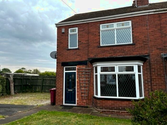 3 Bedroom Semi-Detached House To Rent In Reginald Road, Scunthorpe, DN15