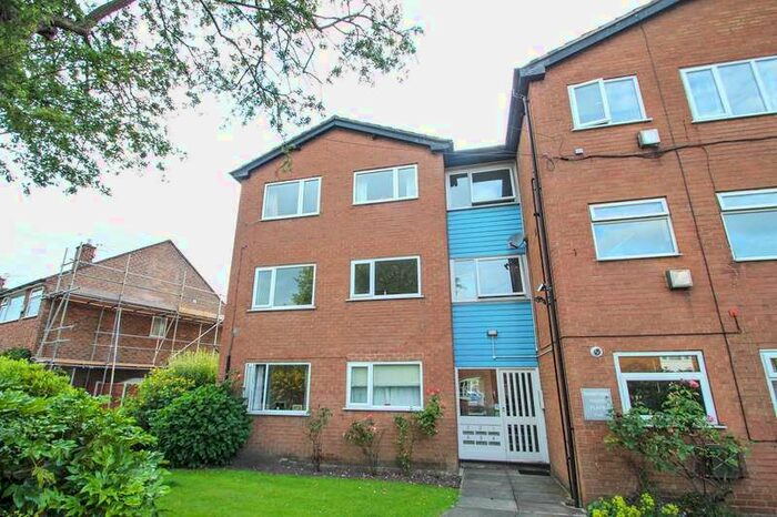 1 Bedroom Apartment To Rent In Cavendish Road, Urmston, Manchester, M41